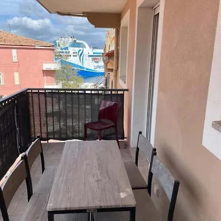 Du Port Appartement